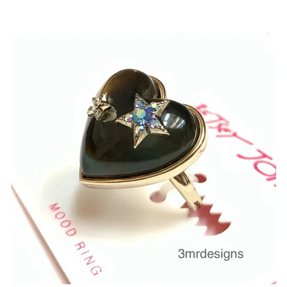 NWT Betsey Johnson💋CELESTIAL STARLET Gold Tone Lucite Stone Heart Mood Ring - Picture 2 of 7